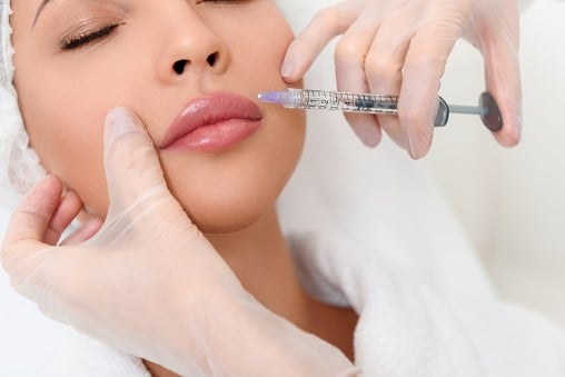 Surgical vs Non-Surgical Options to Plump Up Your Lips